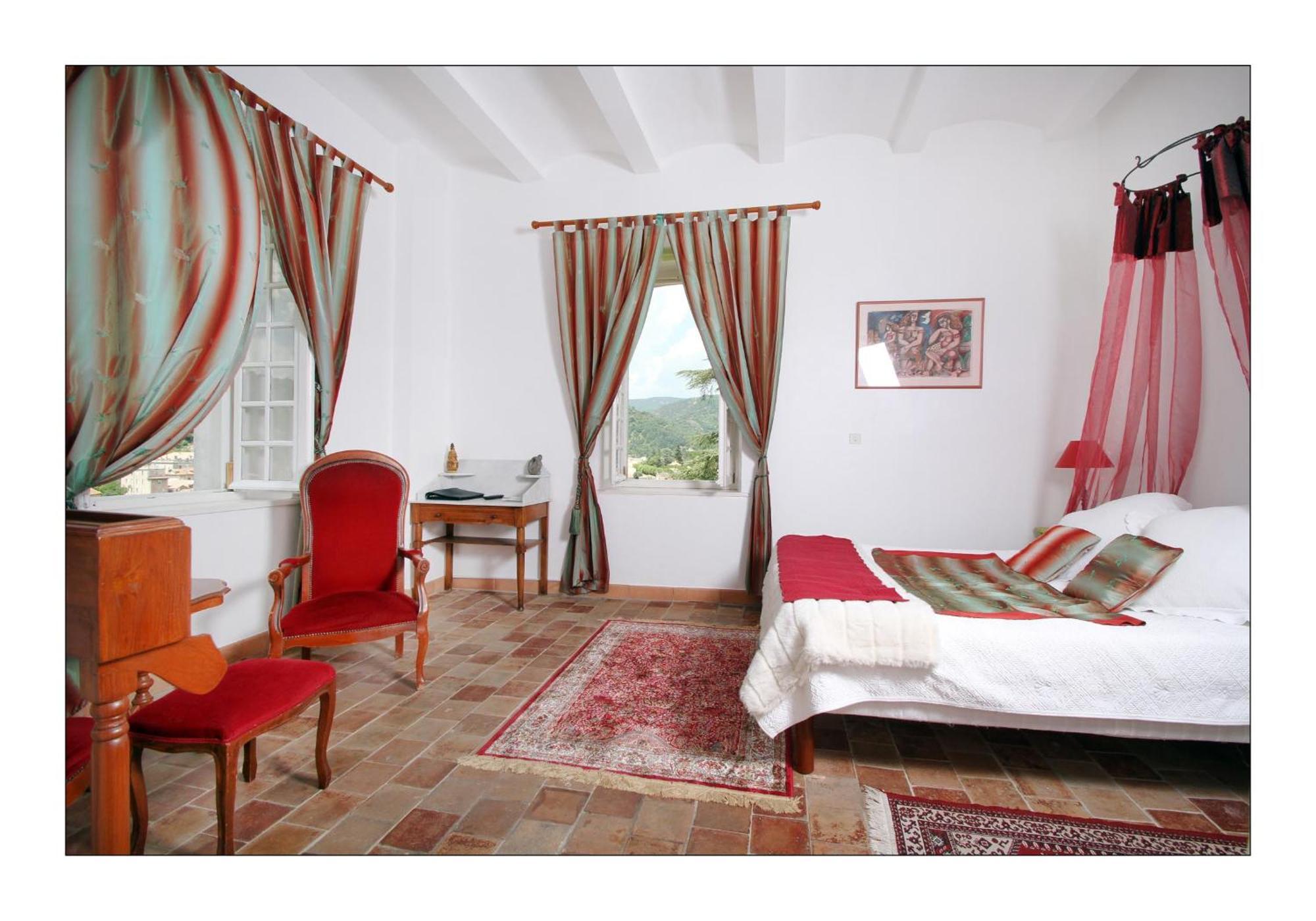 Villa Aimee Luxury Apartments With Heated Pool Vals-les-Bains Room photo